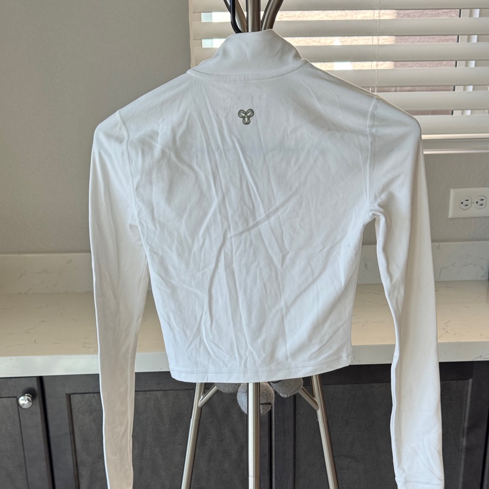 Aritzia White Zip-Front Long Sleeve Jacket - Picture 6 of 10